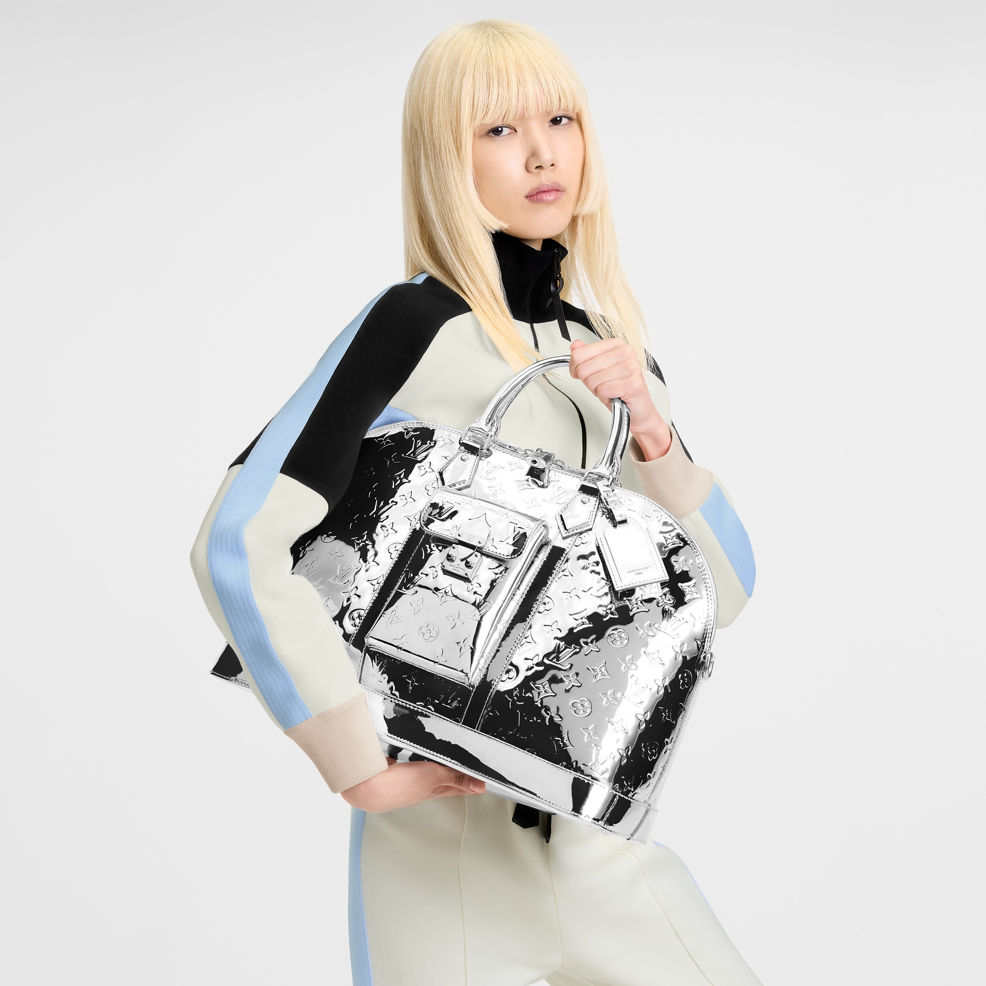 アルマ･トラベル