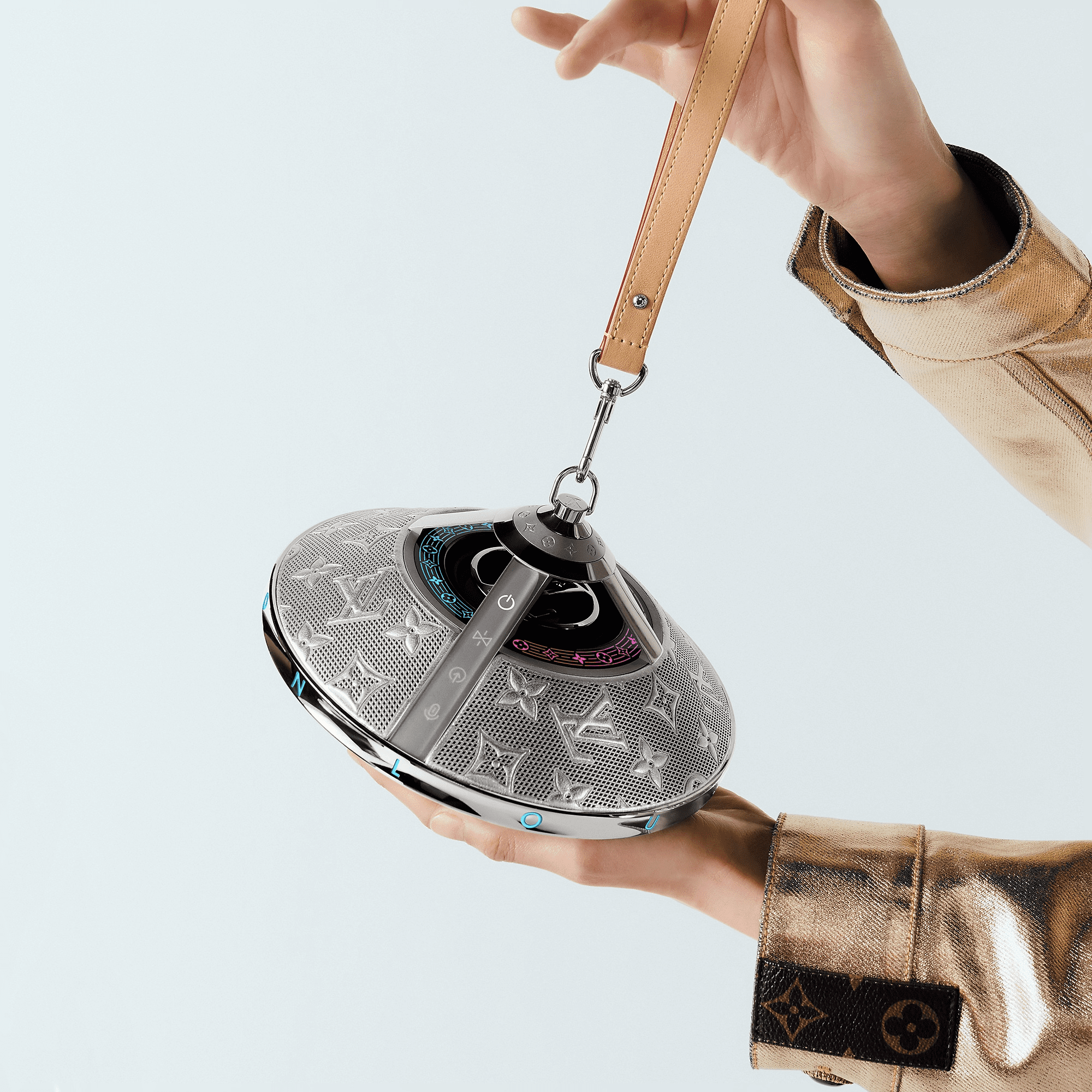ルイ･ヴィトン ホライゾン ライト･アップ スピーカー シルバー
