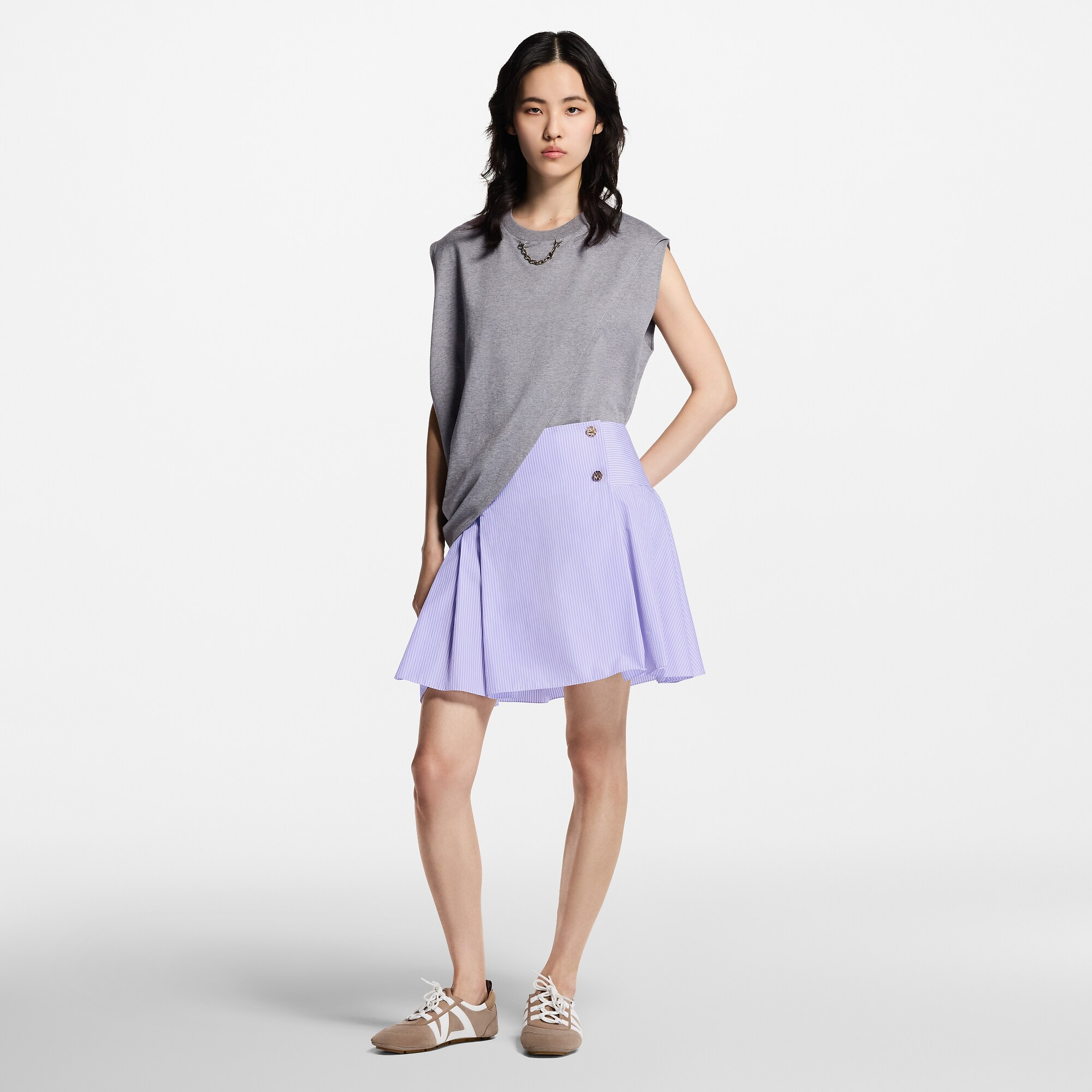 ツイストTシャツ